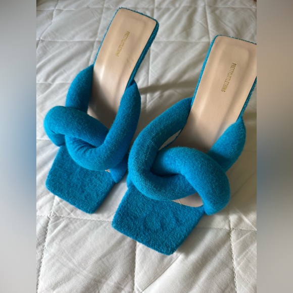NWOB Pretty Little Thing Blue Terry Cloth Heels - Picture 2 of 11
